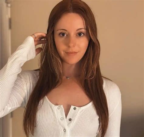 nadia fox porn|Nadia Foxx Porn Videos 